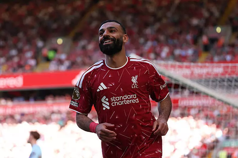 شيرر: هناك بعض اللاعبين في ليفربول سيستفيدوا من رحيل محمد صلاح
